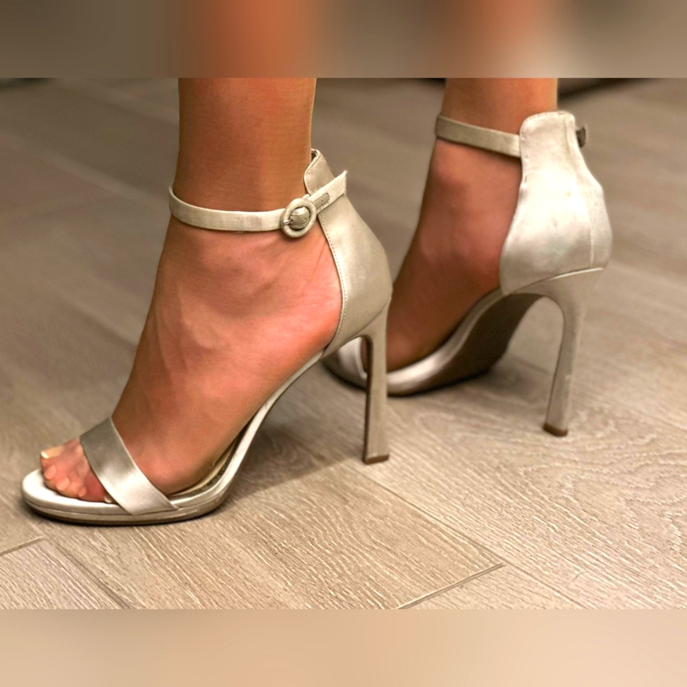 Satin Jessica Simpson